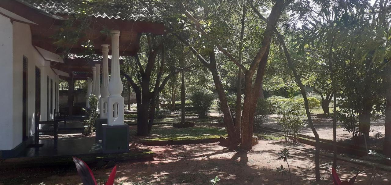 Mathews Holiday Resort Habarana Εξωτερικό φωτογραφία