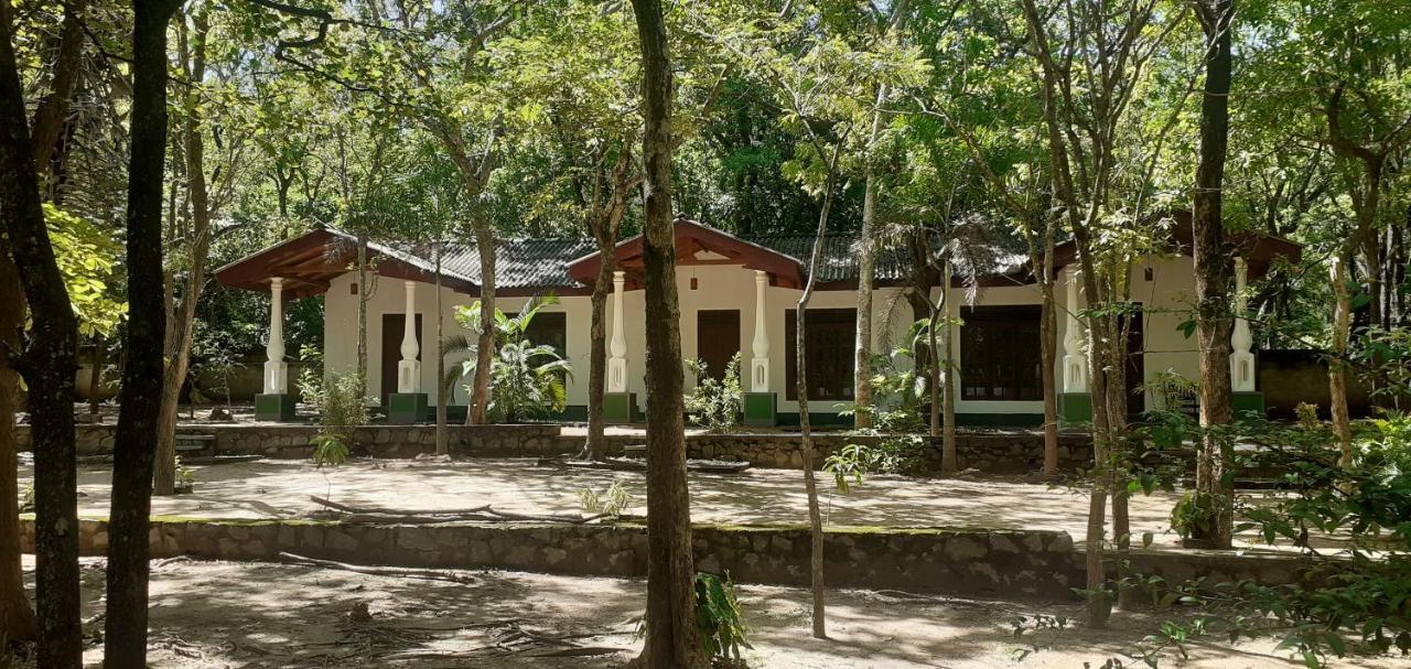 Mathews Holiday Resort Habarana Εξωτερικό φωτογραφία